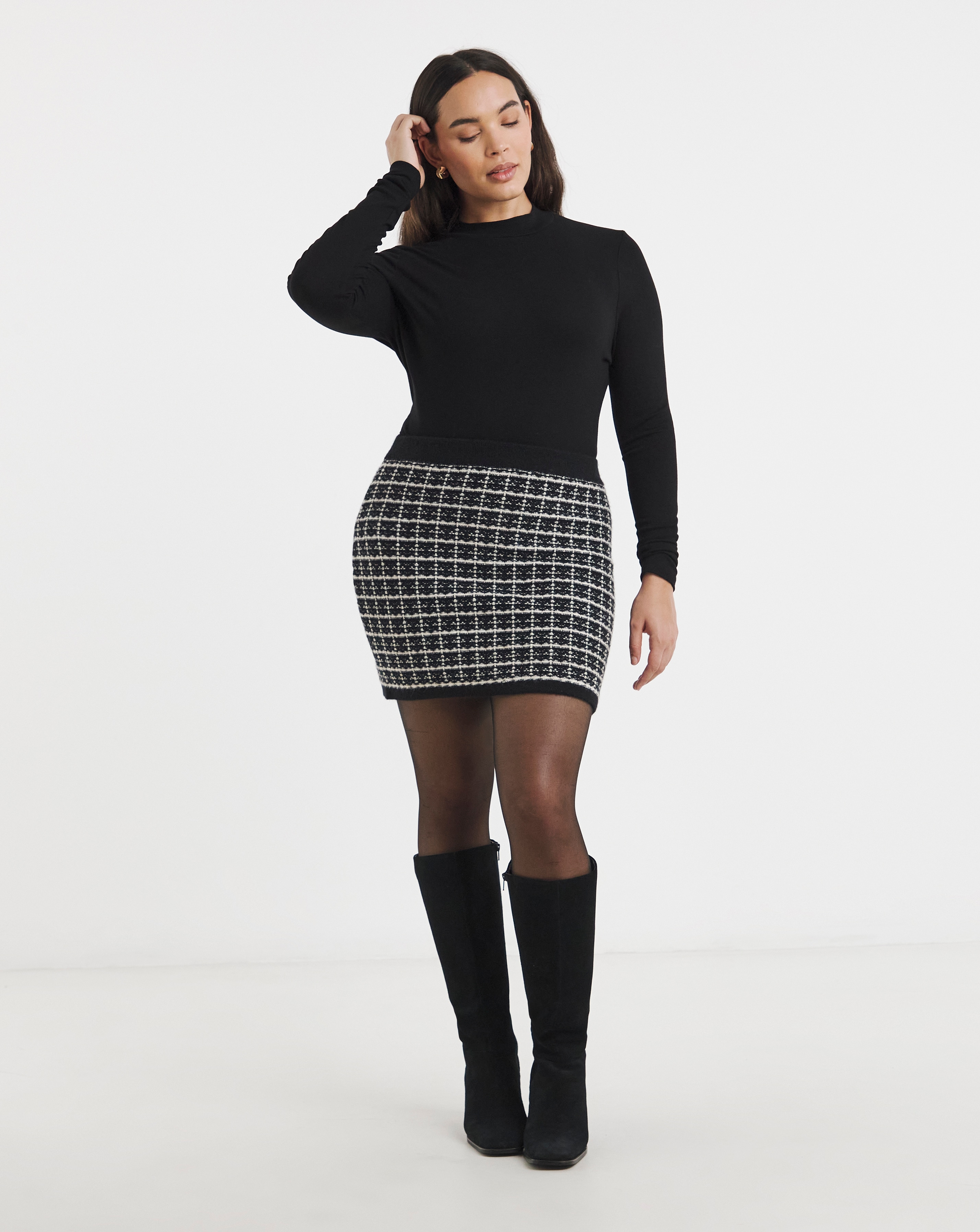 NKNIT bouclé KNIT king skirt & mini tops d02qe729747w.jpg