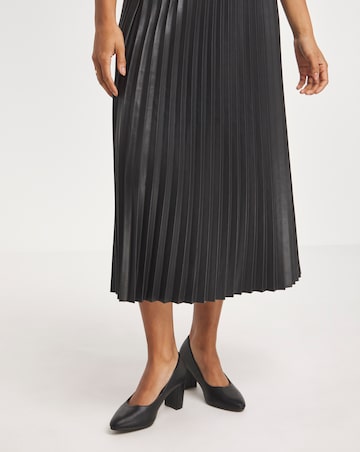 Dorothy Comfort Flexible Court Shoe - Extra Wide Fit (EEE)