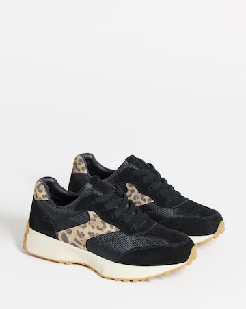 Akira Retro Runner Trainer - Extra Wide Fit (EEE)
