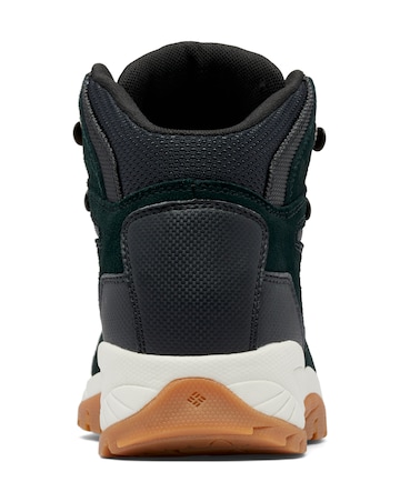 Columbia Newton Ridge Plus Waterproof Amped Boots