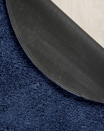 Buddy Fleck Washable & Stain Resistant Rug Circle