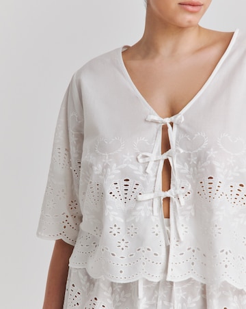 Simply Be Cotton Beach Broderie Shirt And Short Co-Ord Set