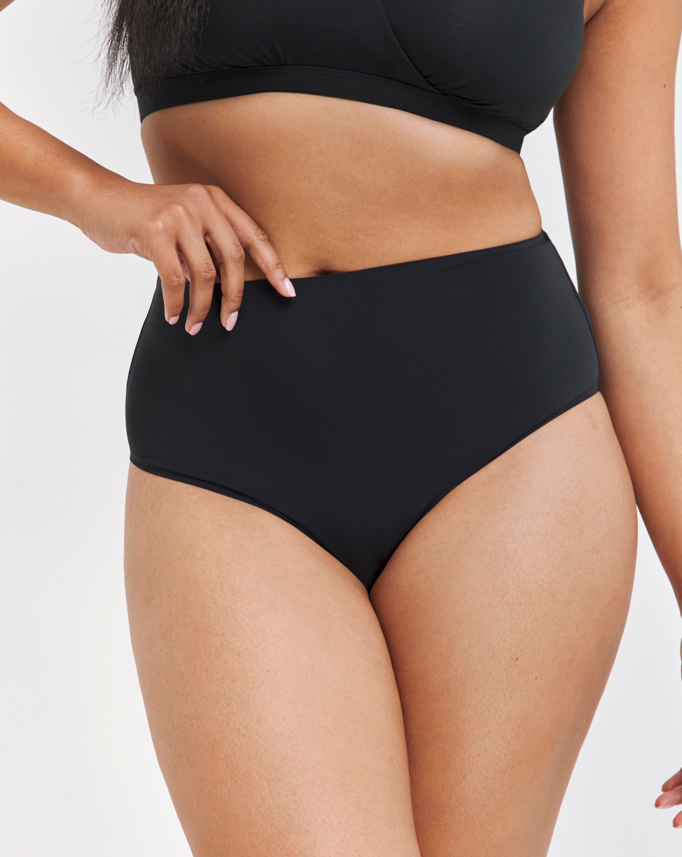 Figleaves Smoothing High Waisted Brief - Black