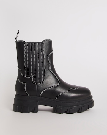 embroidered leather ankle boot with belt