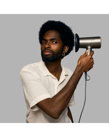 Remington ONE Dry & Style Hair Dryer with Diffuser and Flyaway Attachment D6077