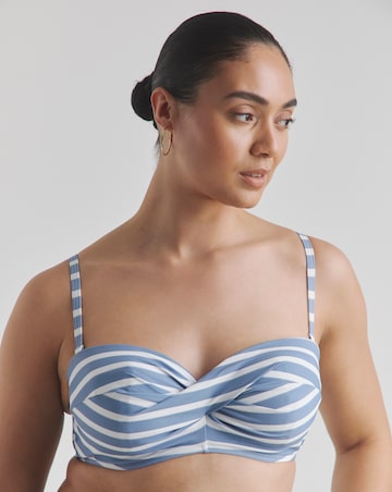 MAGISCULPT Twist Front Bandeau Bikini Top