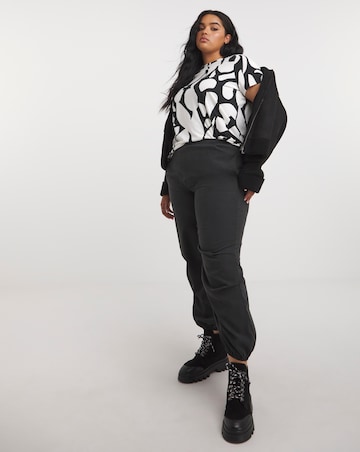 Mono Printed Crew Neck Tee