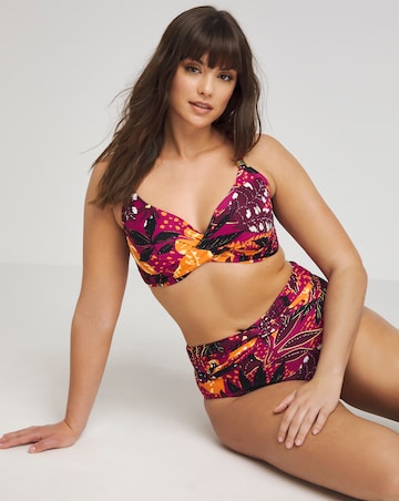 MAGISCULPT Twist Front Underwired Bikini Top