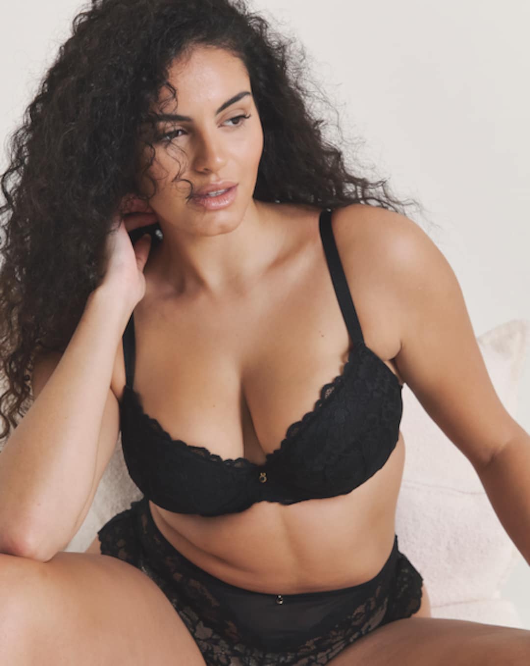 open sexy lingerie Ann Summers Sexy Lace Plunge Bra Nude1 main image 1