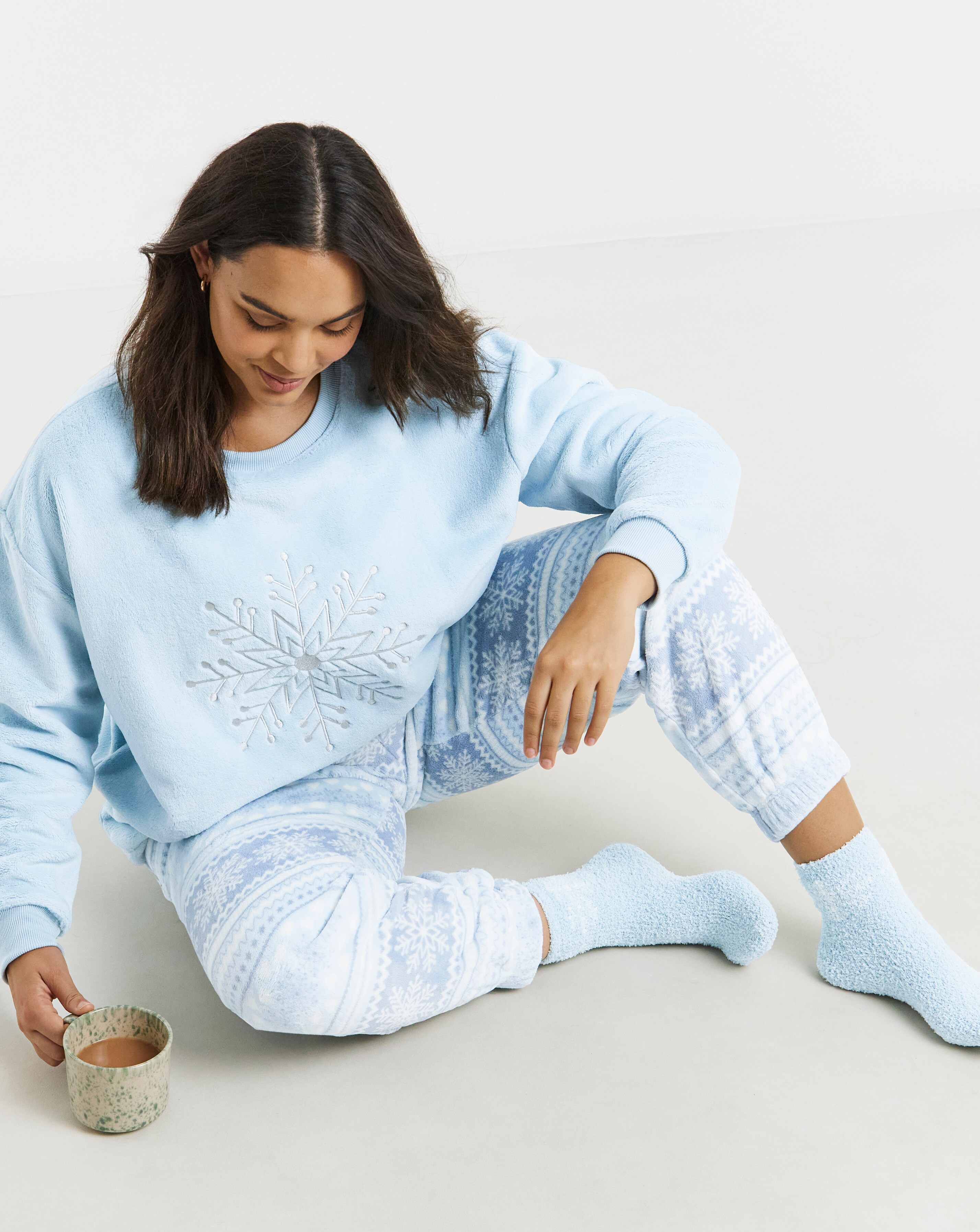 Pretty Secrets Christmas Giftable Fleece Pyjama Set & Fluffy Socks