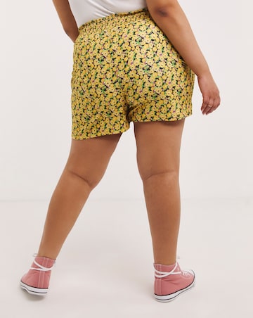 Floral Print Textured Shorts