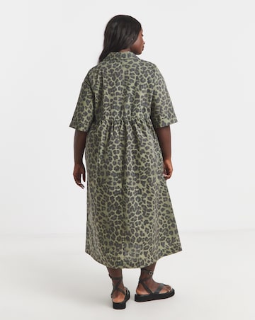 Simply Be Green Leopard Printed Midi Shirt Dress With Pockets