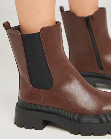 Cady Chunky Chelsea Ankle Boots - Extra Wide Fit (EEE)