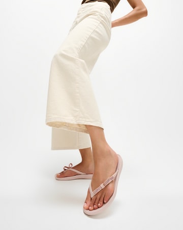 FitFlop Rose Iqushion Glitz-Bow Flip-Flops - Standard Fit (D)