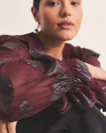 Jacquard Ruffle Blouse