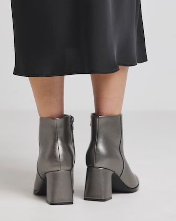 Loise Block Heel Ankle Boots - Wide Fit (E)