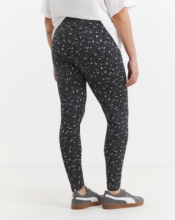 PUMA Essential Animal Print Leggings
