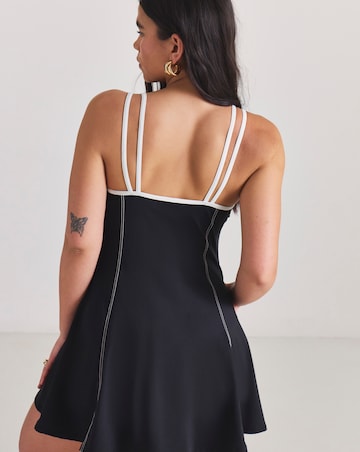 MAGISCULPT Flatter Me 360 Degree Shaping Swimdress