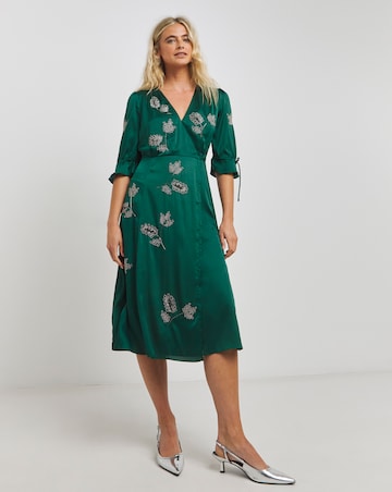 Hope & Ivy Vintage Embroidered Wrap