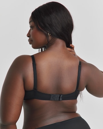 Gossard Glossies Lace Plunge Bra Black