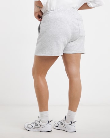 Gym King Shadow Seam Detail Short