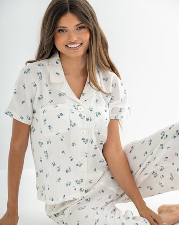 Pour Moi Cloth Revere Collar Shirt And Cropped Trousers PJ Set
