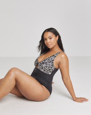 Dorina Curves Begoro Tummy Control Swimsuit
