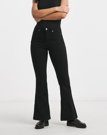 Black Highwaist Super Stretch Flared Jeans