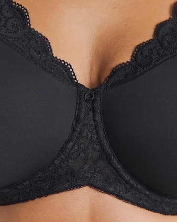 Triumph Amourette Minimiser Wired Bra Black