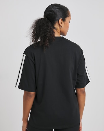adidas Essentials 3 Stripes Boyfriend T-Shirt