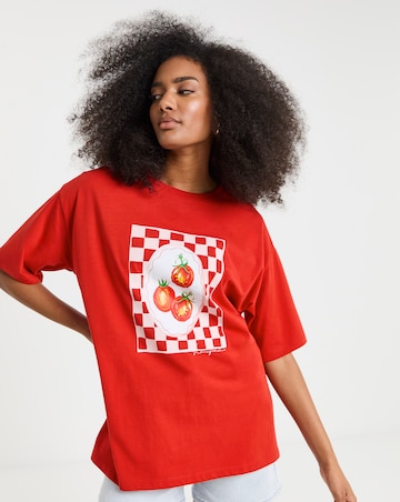 Red Tomatoes Graphic Oversized T-Shirt