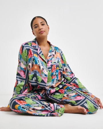 Chelsea Peers Woven Satin Dreamy Leopard Print Pyjama Set