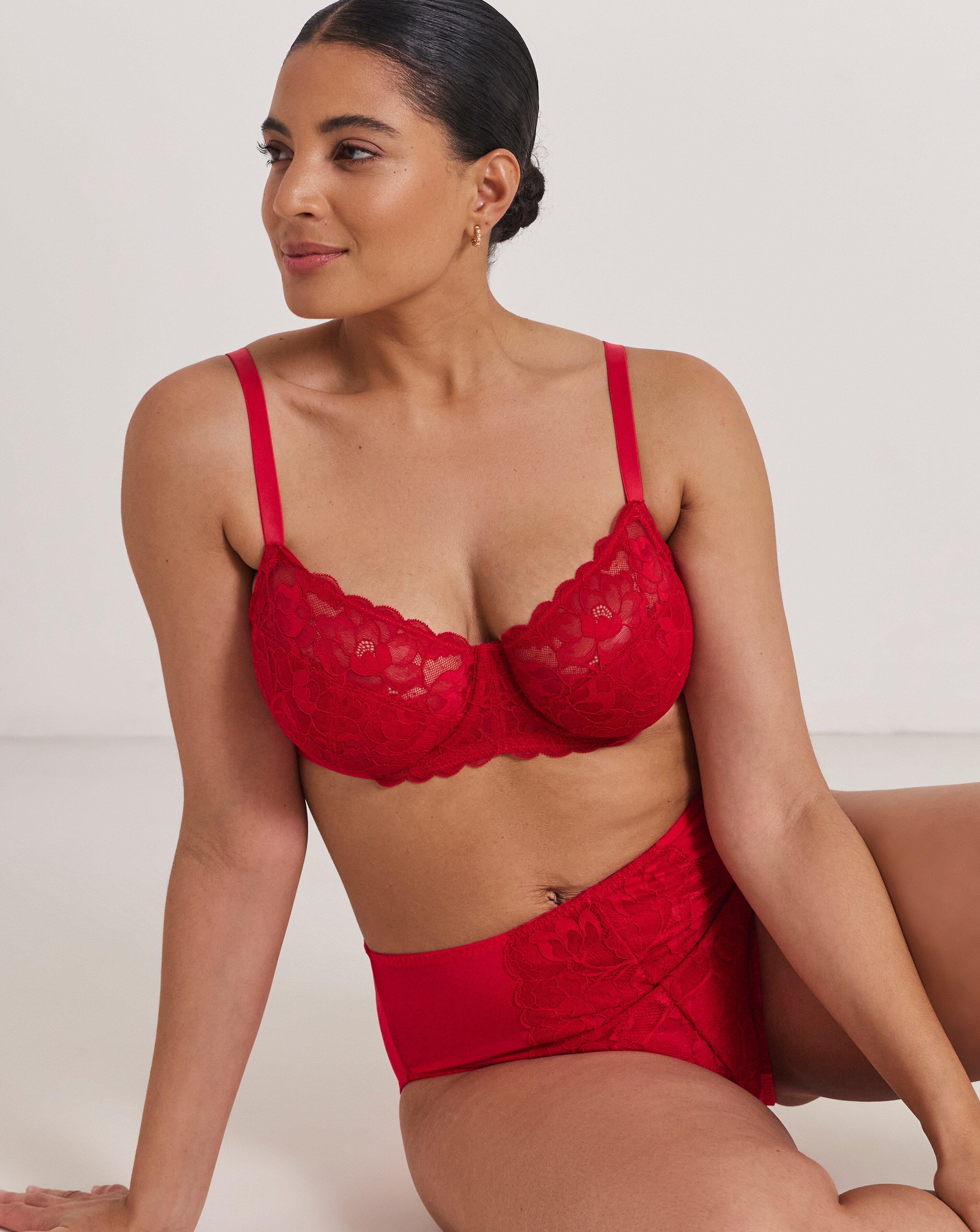 Pretty Secrets Ivy Lace Full Cup Wired Basic Bra (B-G) Red