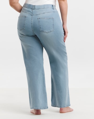 Light Wash 24/7 Stretch Wide Leg Jeans