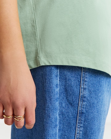 Sage & Oatmeal 2 Pack Curved Hem Longline T-Shirts