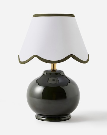 Hattie Scallop Table Lamp