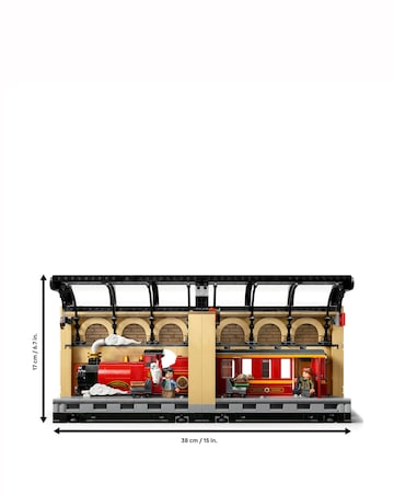 LEGO Harry Potter Book Nook: Hogwarts Express