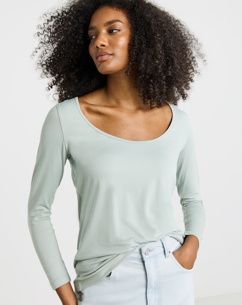Scoop Neck Top