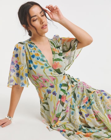 Hope & Ivyn Bonnie Wrap Maxi Dress