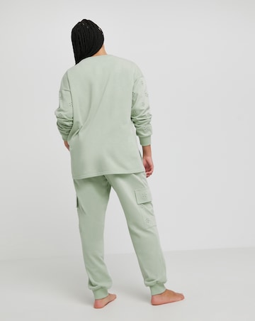 Sweatshirt and Jogger Broderie Lounge Set