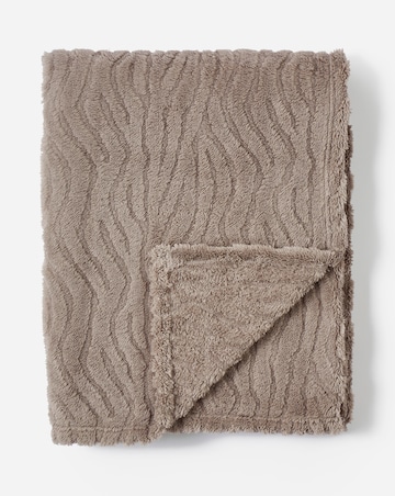 Textured Wavy Fleece Throw - Mink