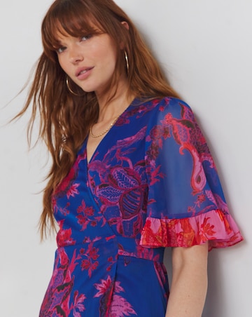 Hope & Ivy Stephanie Contrast Frill Sleeve Wrap Maxi Dress With Tie Waist