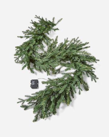 Helsinki Pre Lit Real Look Garland 1.5m