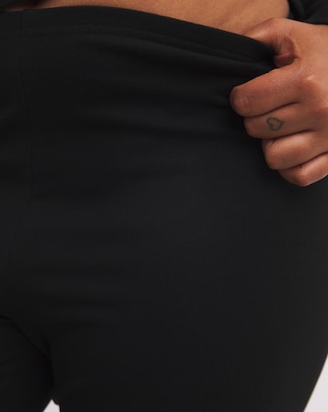 Pretty Secrets Thermal Brushed Fleece Legging - Black