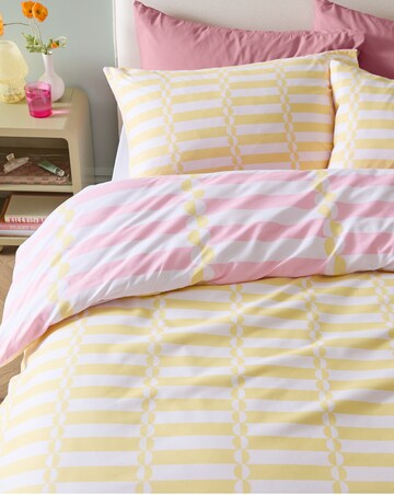 Lottie Reversible Soft Touch Duvet Cover Set
