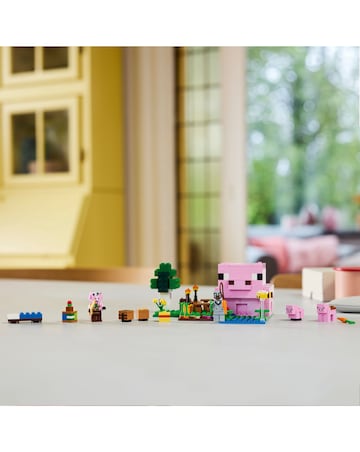 LEGO Minecraft The Baby Pig House