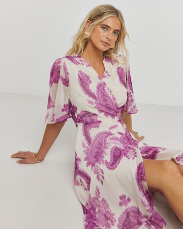 Hope & Uvy Mei-Lin Maxi Dress