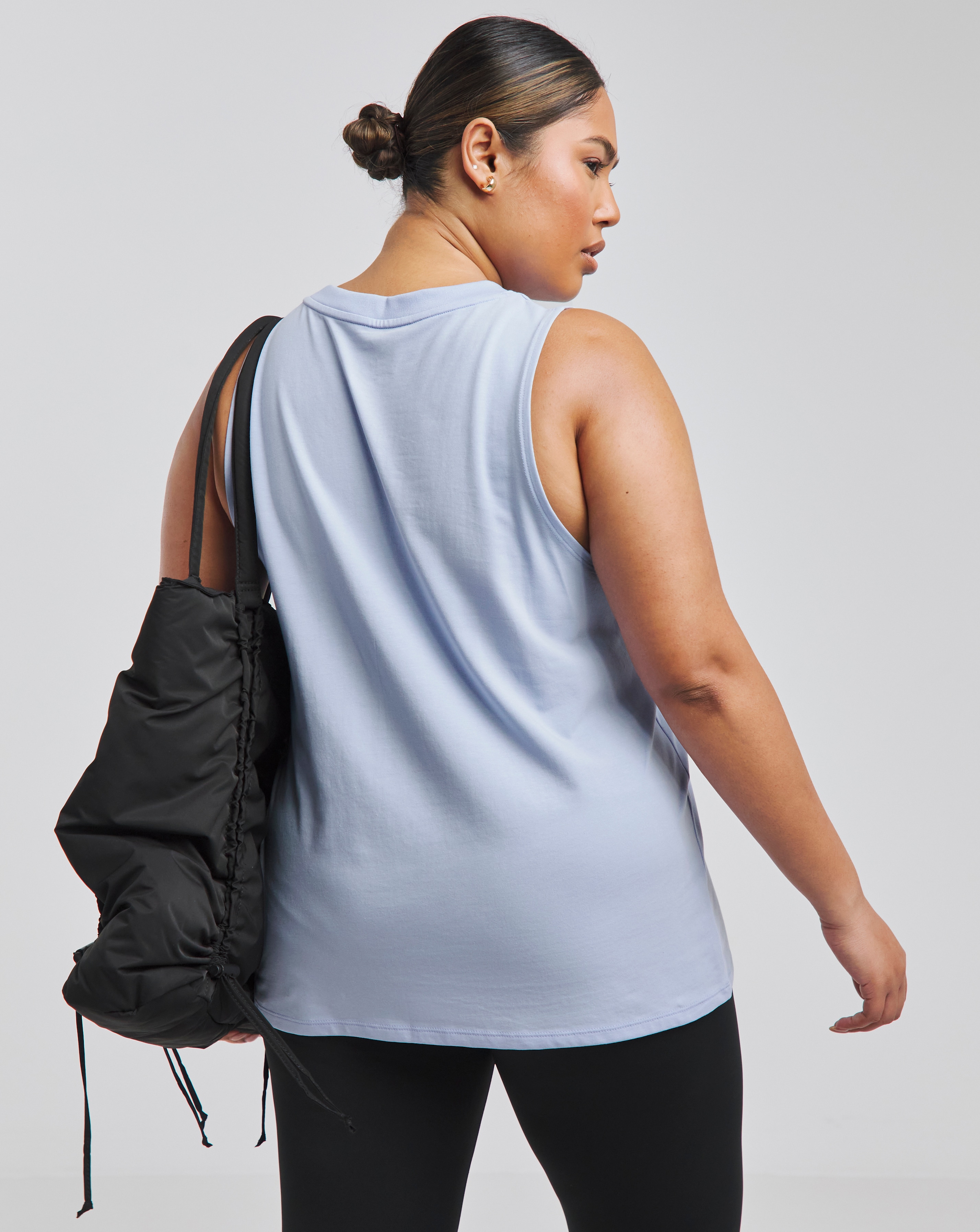Under armour muscle tee hotsell
