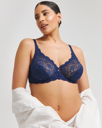 Triumph Amourette Full Cup Wired Bra