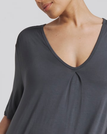 Pretty Secrets Viscose Maxi Short Sleeve Nightie Length 48 Inches